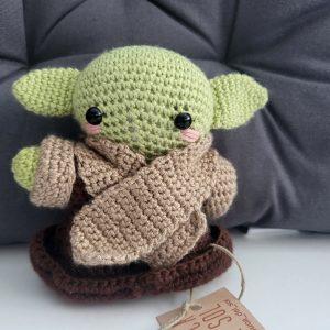 Baby alien crochet