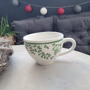Taza pintada a mano, hojas verdes